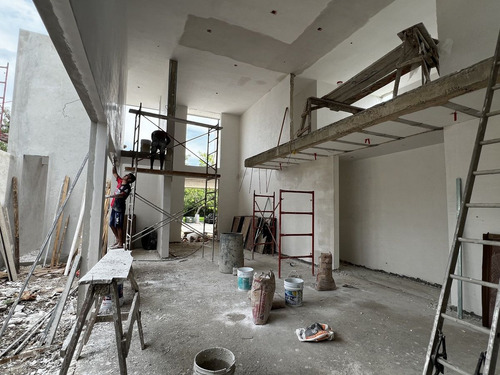 Casa En Pre Venta En Privada Soluna Temozón Al Norte De Mérida.