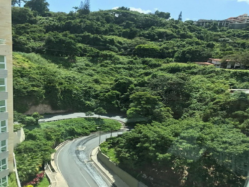 Lomas De Las Mercedes Vendo Apartamento Pent House Zona Tranquila
