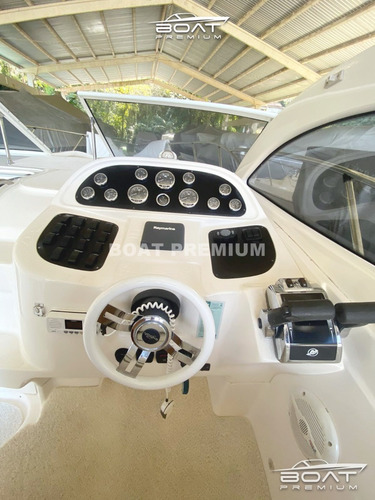 Imagem 5 de 8 de Yacxo 30.7, 2012, 2x Mercruiser Qsd 170hp - Phantom
