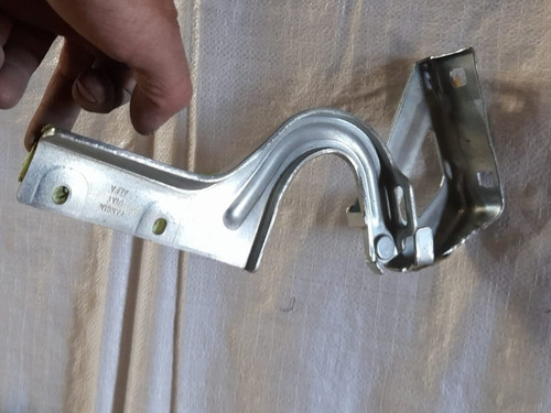 Bisagra Izquierda Capot Fiat Doblo 2011-18 Original (Usado)