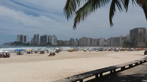 Imagem 15 de 17 de Apto Praia Pitangueiras, Guaruja, C/garagem/wifi