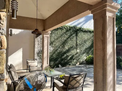 Casa En Venta En Colonia Del Valle En San Pedro Garza García