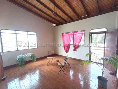 Milagros Inmuebles Edificio Venta Barquisimeto Lara Zona Oeste Economica Residencial Economico Comercial Código Inmobiliaria Rent-a-house 24-16570