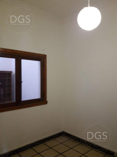 Imagen 8 de 9 de ¡oportunidad! Hermosa Casa En Banfield Este