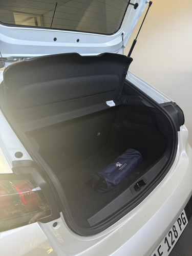 Peugeot 208 1.6 Active Tiptronic