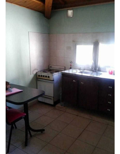 Imagen 2 de 7 de Departamento, Ph 2 Ambientes, Tipo Casa C/cochera.