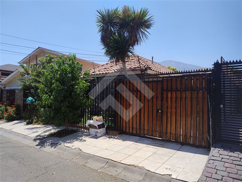 Casa En Venta De 4 Dorm. En Puente Alto