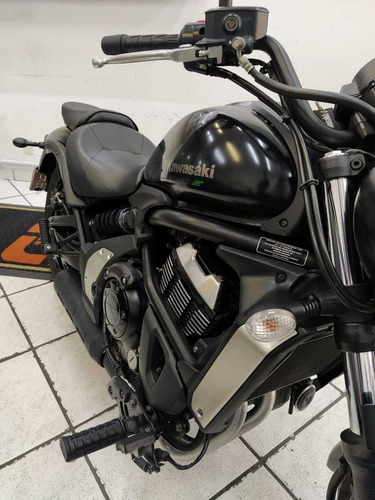 Kawasaki Vulcan S Preta 2016 - Target Race