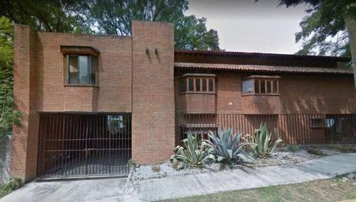 Remato Casa En Sabino 201, Rancho Cortes, Cuernavaca, Morelos. Casa Imponente En Excelente Zona De Cuernavaca. No Dejes Pasar Esta Oportunidad