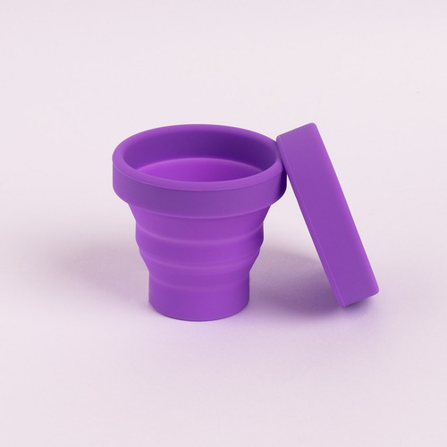 Paquete Copa Colors Y Vaso Esterilizador Angelcup® Color Lila Chica Y Vaso Lila