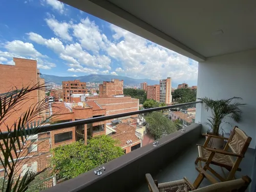 Apartamento En Arriendo En Laureles. Cod A21935