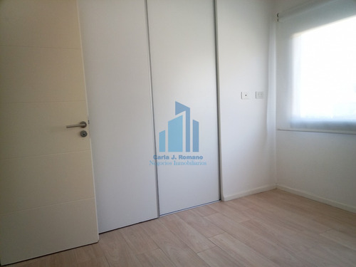 Alquiler Departamento 2 Ambientes Con Cochera Y Piscina En Pilar