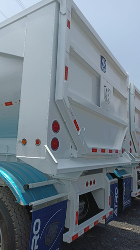 Tolva 30 M3 2 Ejes Con Tirón Para Doble Atro Nueva 2026 (4)
