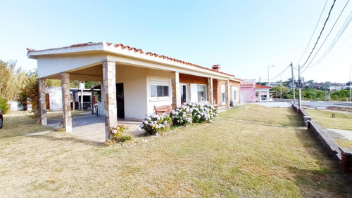 Imagen 3 de 30 de Casa En Piriápolis (punta Colorada) - Ref. 4463