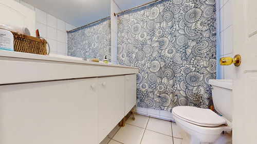 200 M2 Y Piscina (64308)