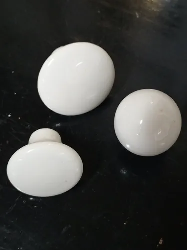 Tiradores De Cerámica Blancos