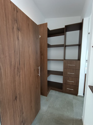 Imagen 14 de 20 de Alquilo Excelente Casa En Condominio Sector Alfaguara