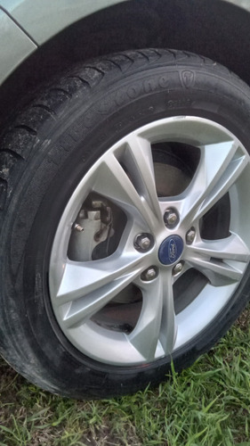 Ford Focus III 2.0 Sedan Se Plus Mt