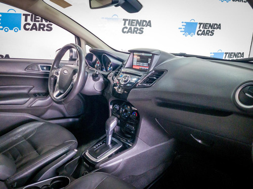 Ford Fiesta 1.6 Titanium Powershift 2015
