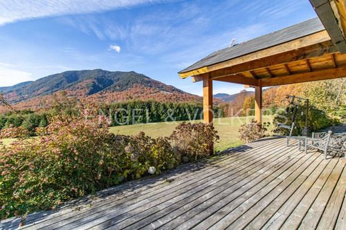 Acogedora Casa Con Vista Al Valle De Huife En Pucón