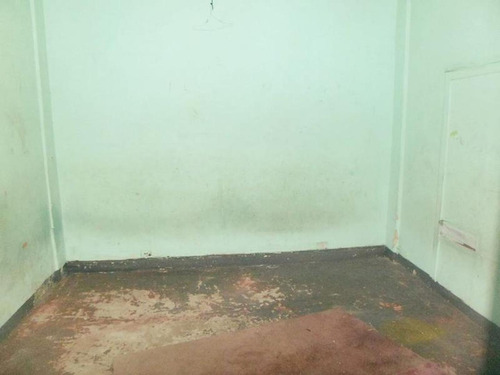 Imagen 5 de 6 de Departamento 8 Ambientes A Reciclar Oportunidad