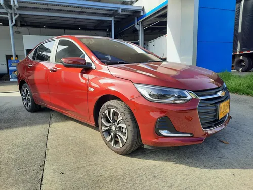 Chevrolet Onix 1.0T Premier Sedan At