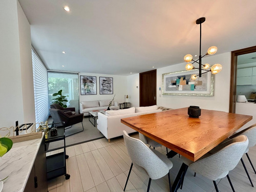 En Venta Exclusivo Depto Amoblado Y Jardín Privado, Vitacura