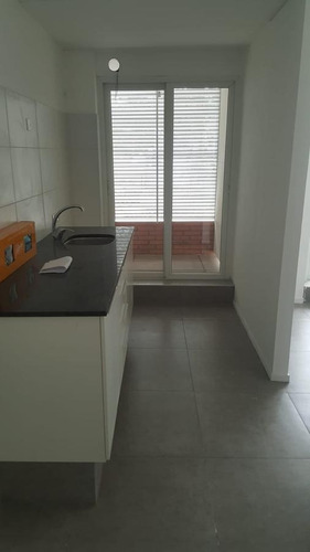 Imagen 6 de 12 de Apartamento , Maldonado Prox Rambla , 2 Dormitorios, 58 M2 , Nuevo !!