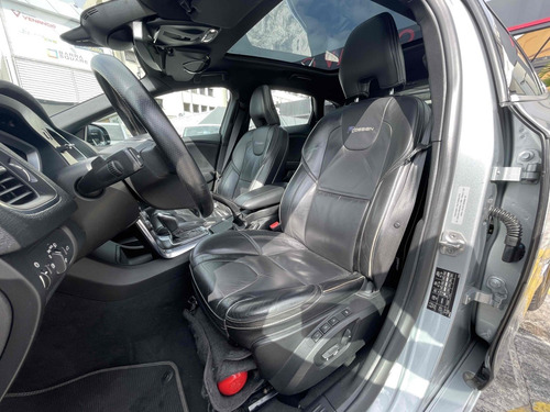 Volvo V40 2.0 T5 R-DESIGN TURBO GASOLINA 4P AUTOMÁTICO