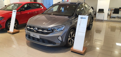 Volkswagen Nivus Confortline 200 Tsi Automático