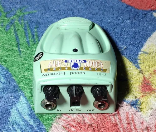 Pedal Danelectro Cool Cat Vibe Univibe | Parcelamento sem juros