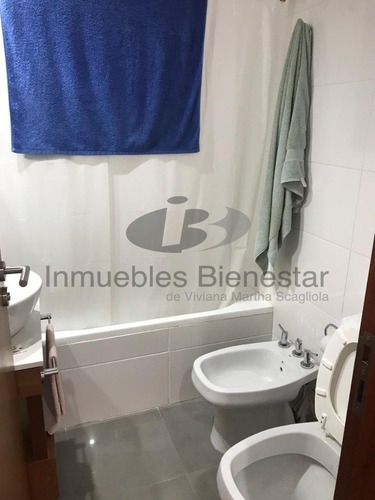 Imagen 26 de 28 de Venta 2 Amb En Edificio