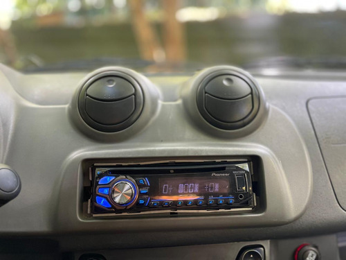 Fiat Uno Vivace/rua