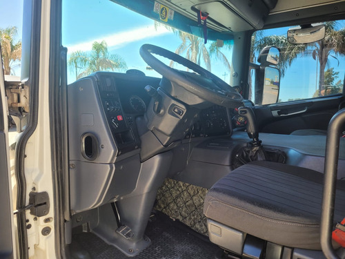 Scania 340 2011 Balancin