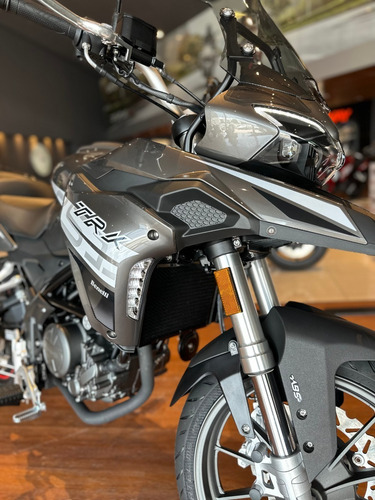 Imagen 2 de 15 de Benelli Trk 251