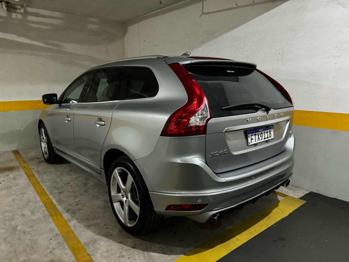 Volvo XC60 2.0 T5 R-design 5p
