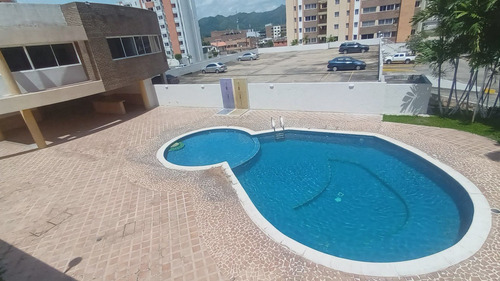Douglas Rivero Alquila Apto En Puerta Real Dr