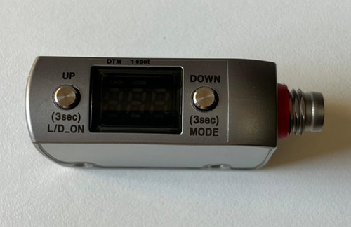 Sensor Laser (cmos) Pnp M8 Keyence Lr-zb250cp Novo C/n.f