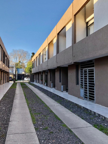 Imagen 2 de 13 de Duplex Impecable / Moreno Norte Centro / 2 Dorm. C/cochera
