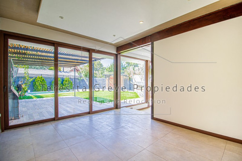 Fabulosa Casa Remodelada, A Pasos Sport Frances