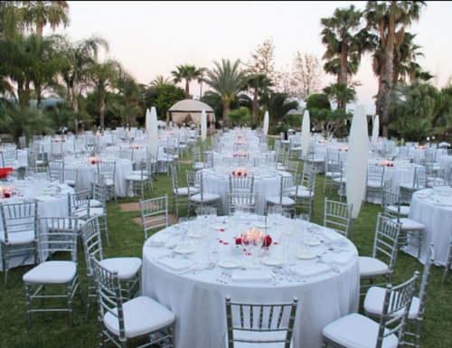 Imagen 1 de 10 de Alquiler De Sillas Tiffany Mesas Vajilla Manteles Gazebos