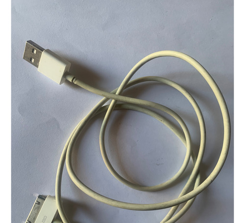 Cable Usb Apple Entrada 30 Pines Para iPod, iPad Y iPhone. (Usado)