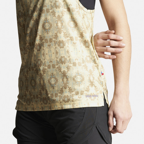 Polera Mujer Sudala Print Beige Haka Honu