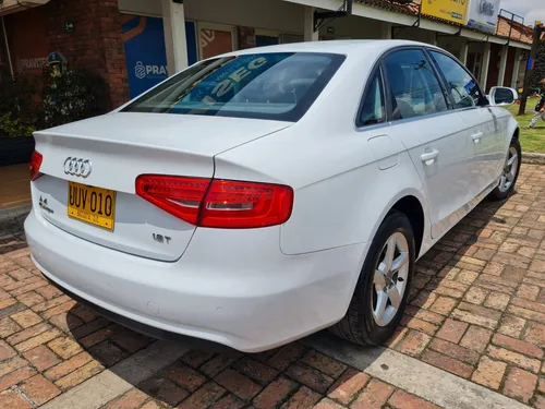 Audi A4 A4 B8 1.8 TFSI AMBITION MT