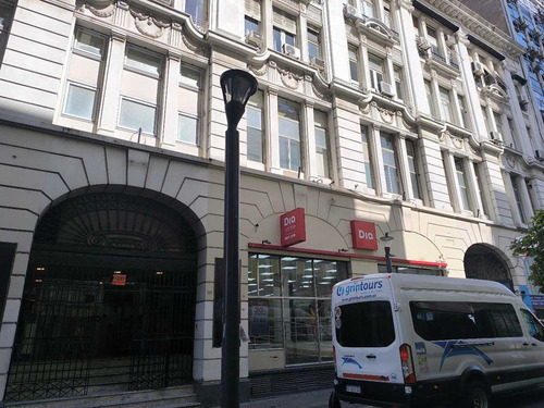 Venta Oficina/ Vivienda En Monserrat