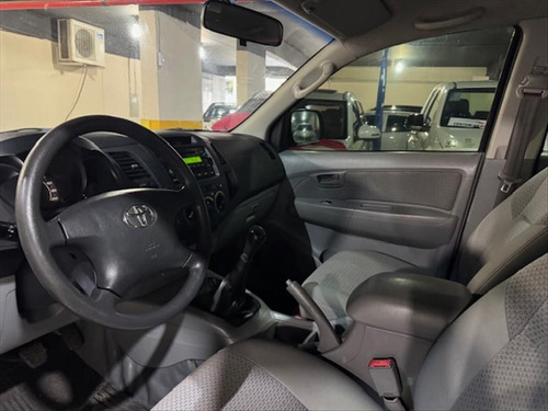 Toyota Hilux 2.7 sr 4x2 cd 16v