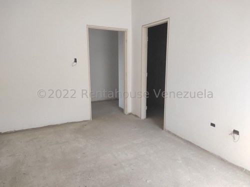 Imagen 4 de 30 de Apartamento Obra Gris Resd. Reina Victoria La Arboleda (piscina Y Planta Eléctrica) 22-22343 Ejc 0424-3439046