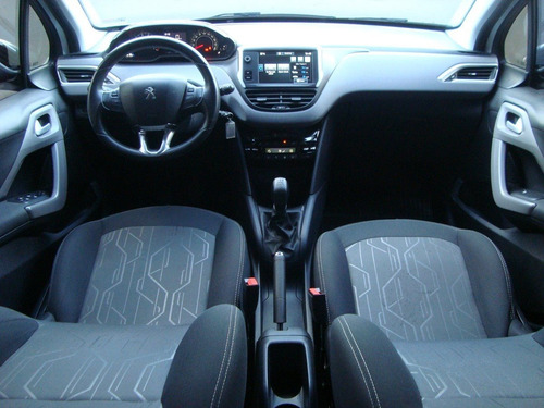 Peugeot 208 1.2 Allure 12v Flex 4p Manual