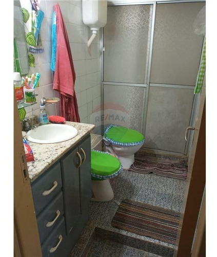 Imagen 9 de 13 de Vendo Departamento En Pleno Centro De Encarnación, Edificio América Ii: 3 Habitaciones Y 1 Baño.