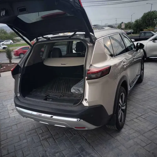 Nissan X-trail 2025